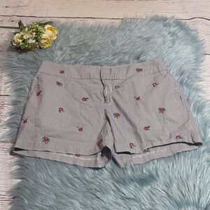 Maison Jules White Navy Stripe Floral Embroidered Shorts sz 6